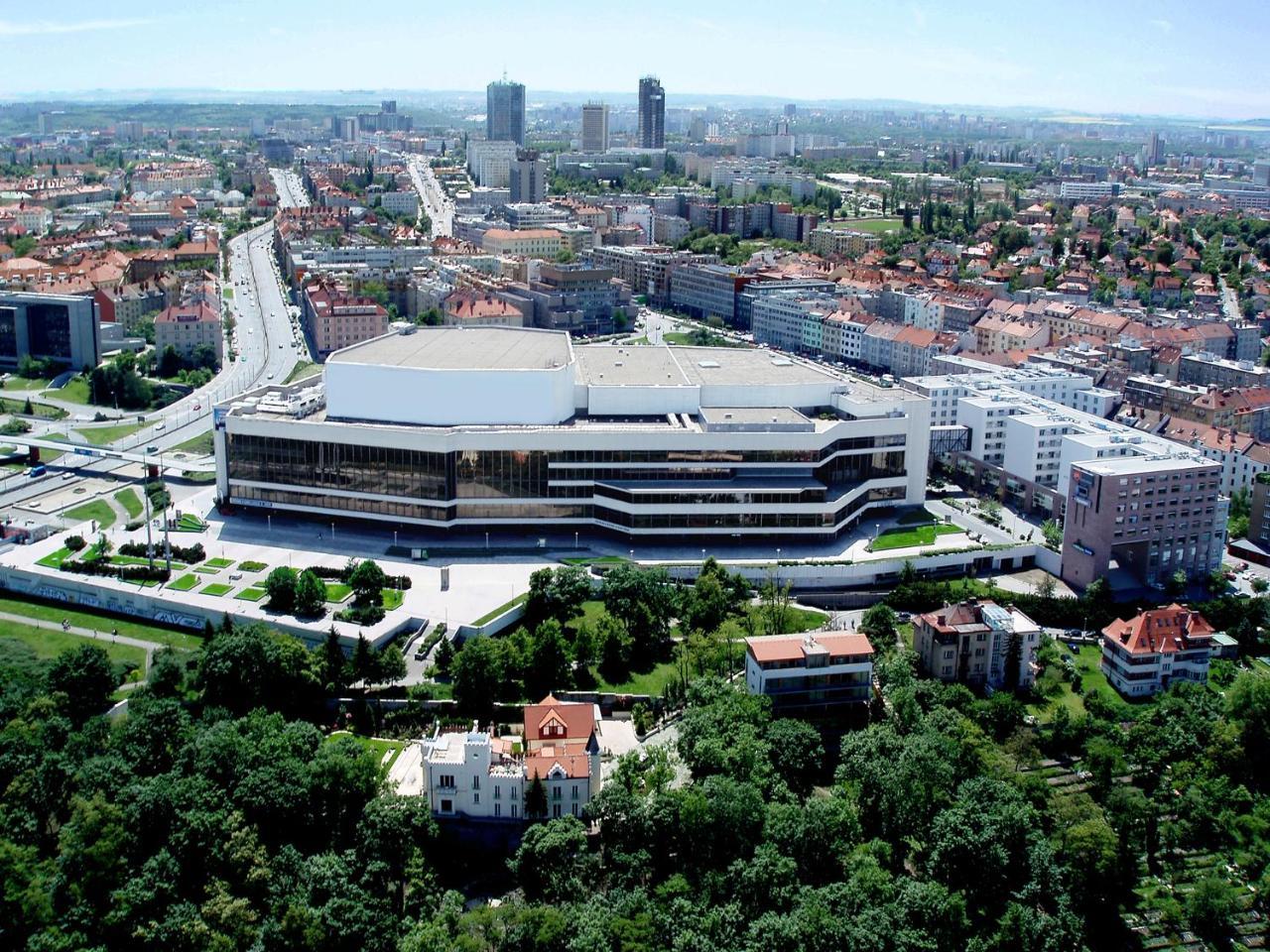 Hotel Sunflower Prague Exterior photo