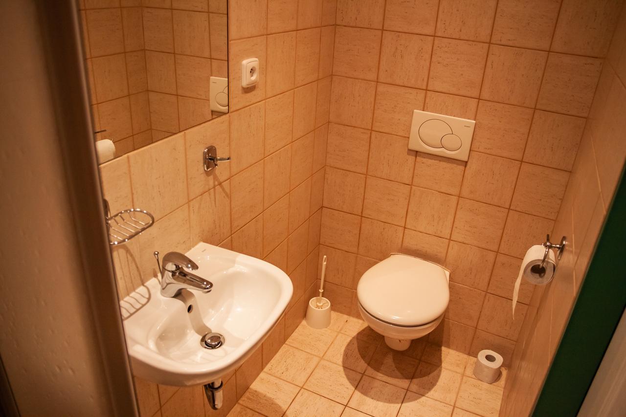 Hotel Sunflower Prague Exterior photo